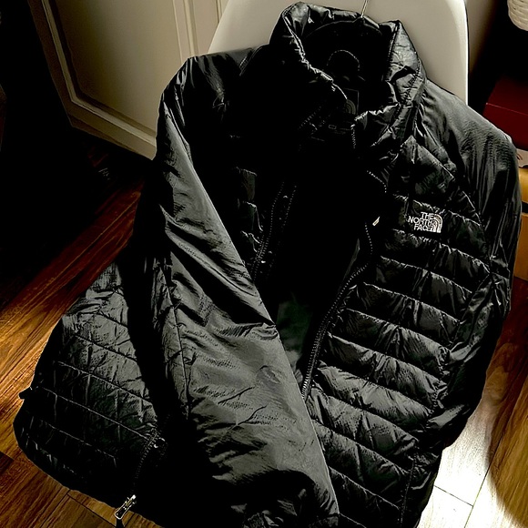 Jackets - Picture 1 of 2
